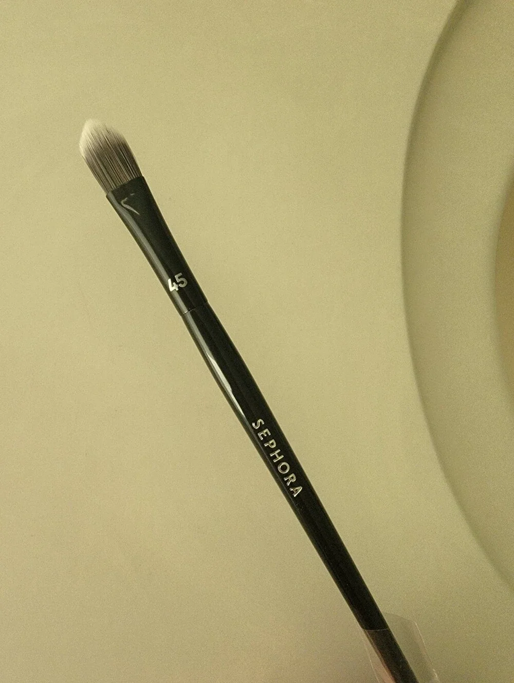 SEPHORA COLLECTION Pro Concealer Brush #45